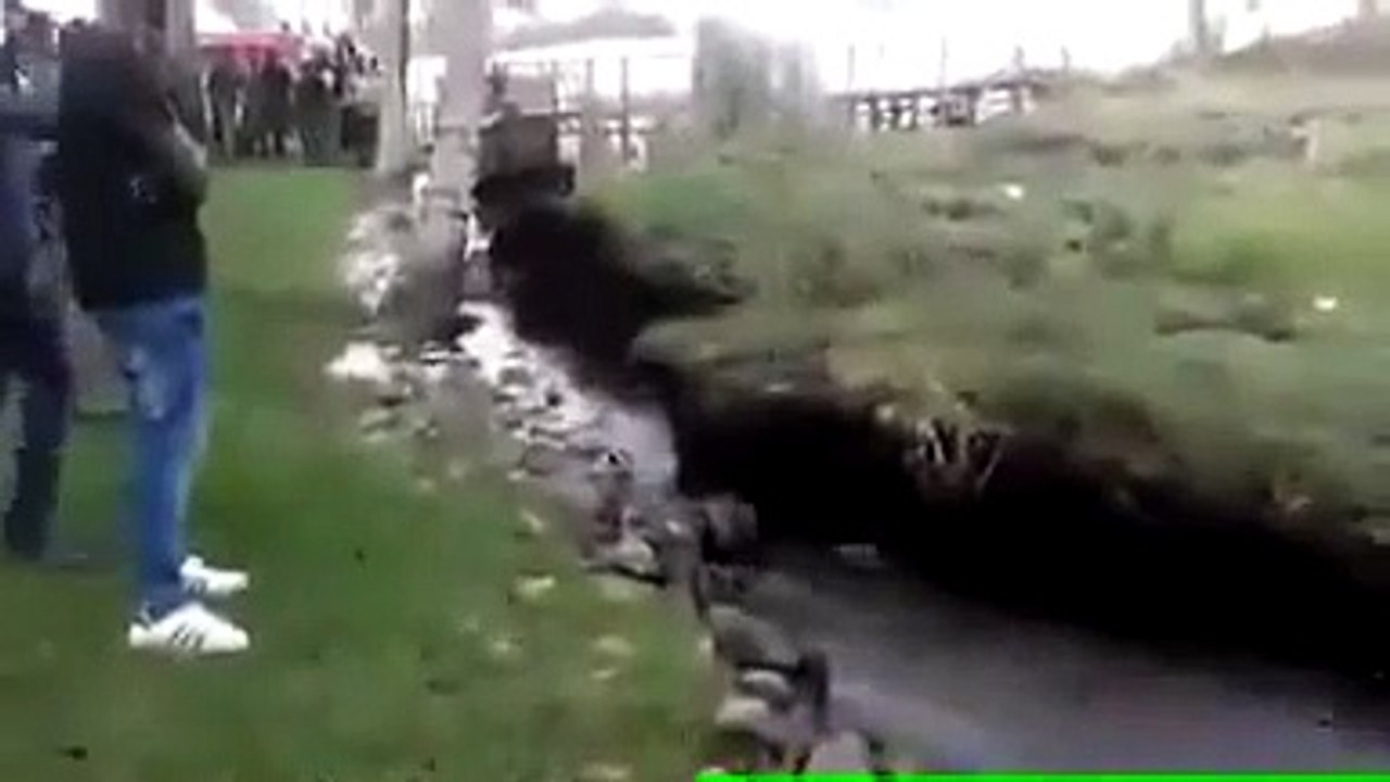 Que isso fim do Mundo chão se movendo