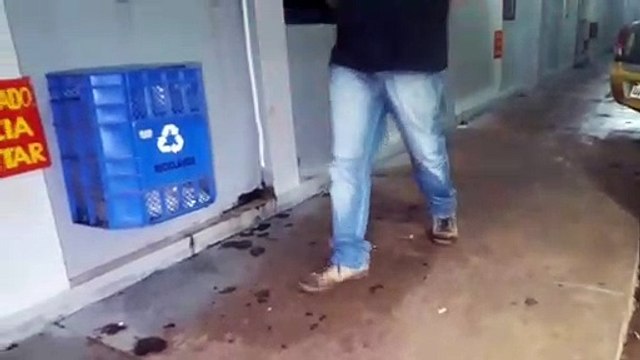 Rapaz acusado de agredir a ex-esposa é encaminhado para delegacia