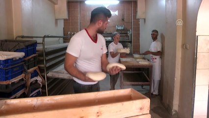 Sıcak ramazan pideleri Nursel abladan - SAKARYA