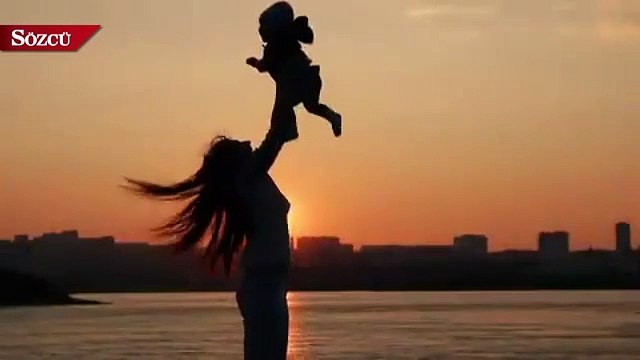 Kemal Kılıçdaroğlu Anneler Günü'nü paylaştığı bir video ile kutladı