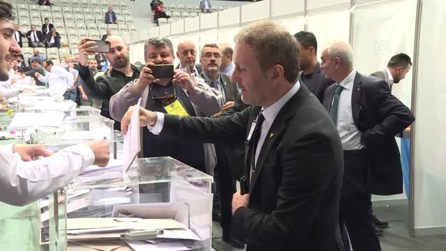 Beşiktaş Kulübü Başkan Adaylarından Tekinoktay Oyunu Kullandı