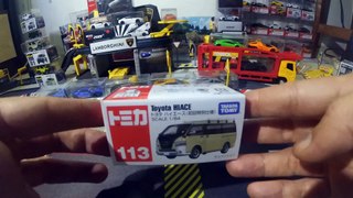 Tomica No. 113 Toyota Hiace (Special First Edition) トミカ No.113 トヨタ ハイエース (初回特別仕様)
