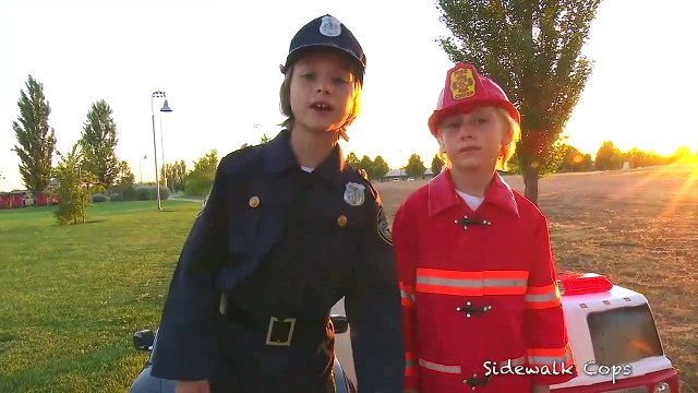 Sidewalk Cops Cartoon - Hot Pursuit | LBB TV Cartoons and Kids Songs | Kids Cartoons