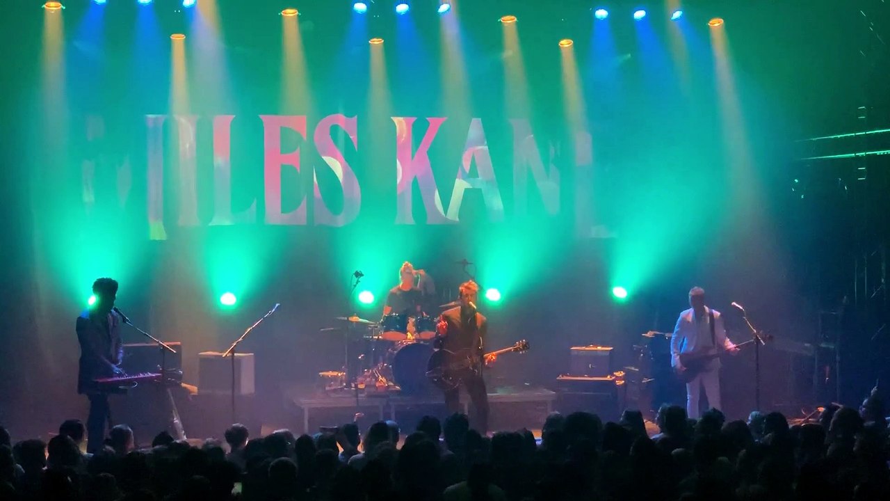 Shavambacu (live version)