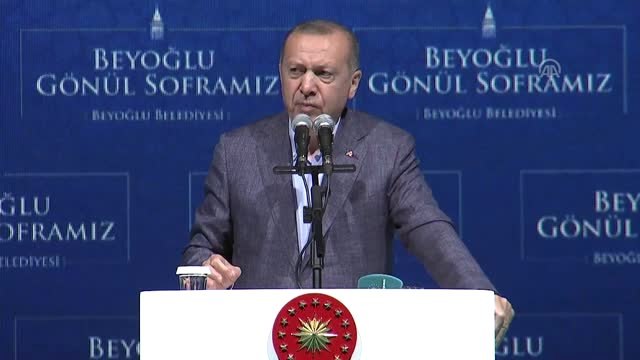 Cumhurbaşkanı Erdoğan: Sanatçı, Sanatıyla Konuşur, Bu Tür İnsanlara Dalkavukluk Yapmaz