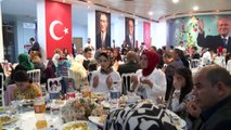 Bahçeli, ülkücü anneleriyle iftarda buluştu - ANKARA