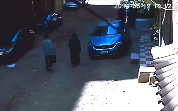 القصة الكاملة.. شهود عيان يروون تفاصيل قتل شاب لأمه بالهرم في نهار رمضان