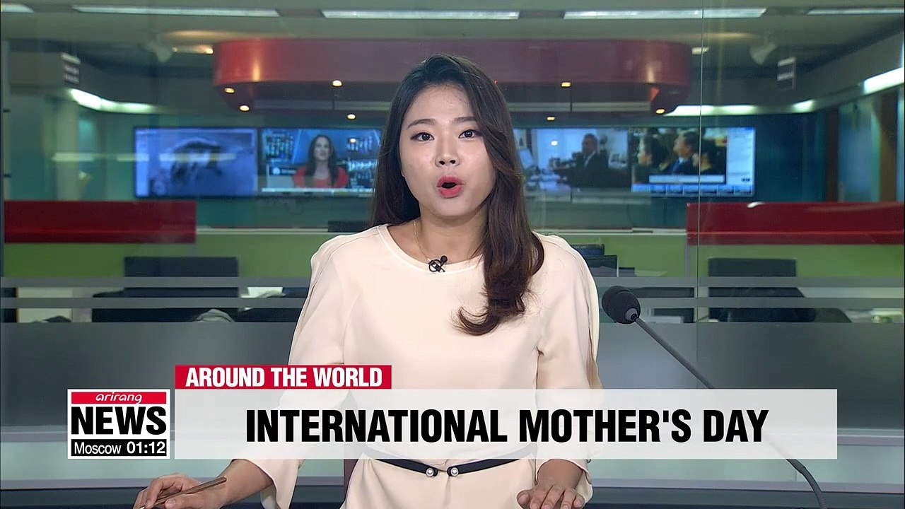 Pope Francis pays tribute to mothers around the world