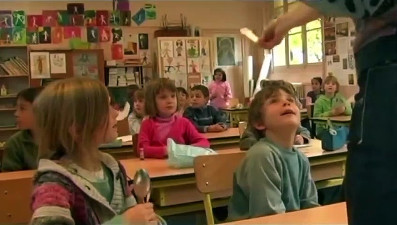 Amitié entre enfants : Travailler entre amis à l’école