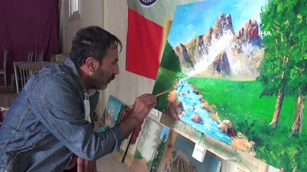 Süsleme Yaparken Engelli Olan Ressam, Şimdi Eng...