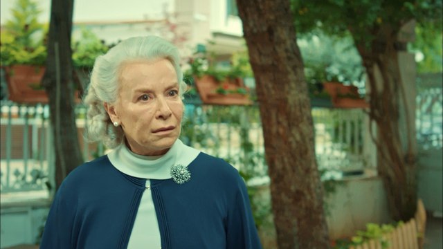 İstanbullu Gelin 84. Bölüm Esma Sultan'ı Şaşırtan Ziyaret