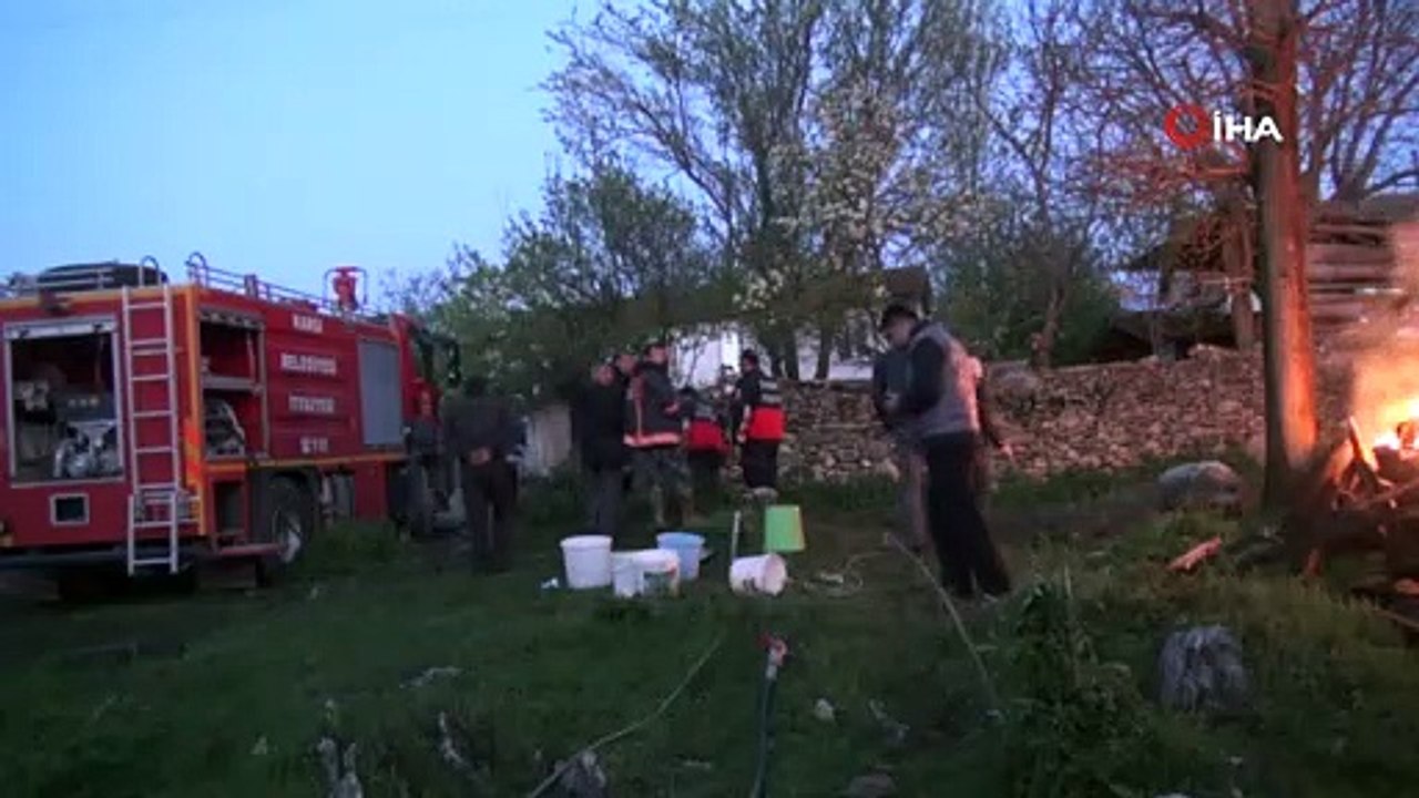 Çorum'da 8 ev, 1 ahır, 1 ambar kül oldu