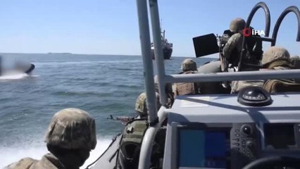 Ukrayna'dan Rus Gemilerini Ele Geçirme Tatbikatı