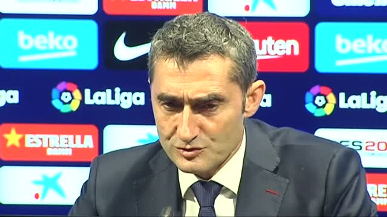 Valverde no se plantea dimitir y asegura que no hay nada mejor que "el movimiento" para pasar el trago de la Champions