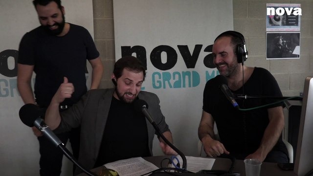 Claude Bourbier se prépare pour le Festival de Cannes devant son mentor Claude Fournier | Les 30 Glorieuses