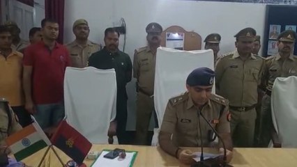 अयोध्या: 13 गोवंश तस्कर गिरफ्तार, क्राइम ब्रांच का सिपाही निकला मददगार