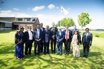 യുഎന്‍ വേദിയില്‍ മത്സ്യത്തൊഴിലാളികളെ പ്രശംസിച്ച് മുഖ്യമന്ത്രി | Oneindia Malayalam