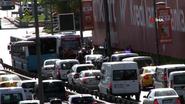 Yunus polisleri E-5’te kaza yaptı : 2 polis yaralı