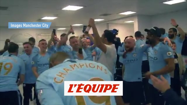 Noel Gallagher célèbre le titre avec les joueurs - Foot - WTF - Manchester City
