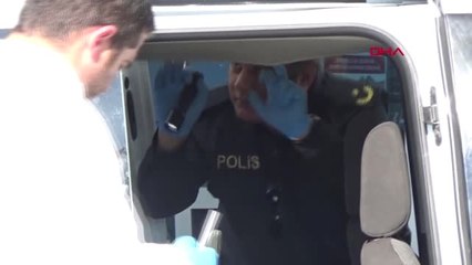 Zonguldak Şoförünün Kullandığı Otomobilde Başına Dayadığı Tabancayı Ateşledi