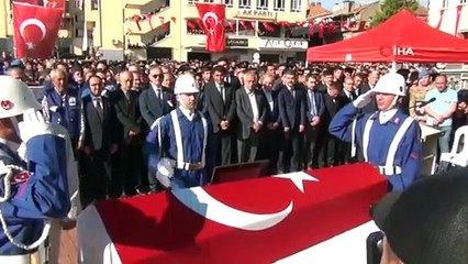 - Şehit Uzman Çavuş toprağa verildi