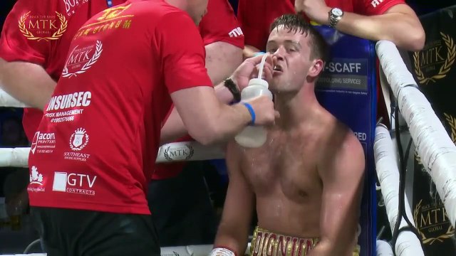 Danny Dignum vs Rafal Jackiewicz (11-05-2019) Full Fight 720 x 1280