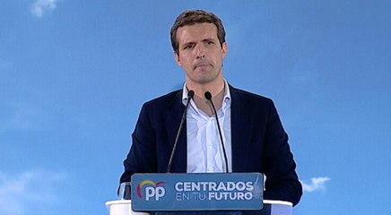 Casado critica la medida de Sánchez de fichar en el trabajo