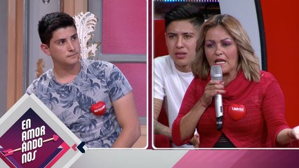 ¿A Mitchel LE GUSTA HACERLE COCO WASH a las mujeres? | Enamorándonos