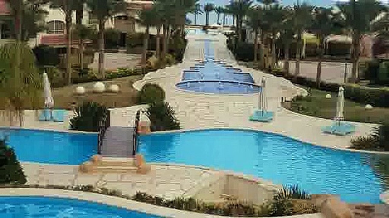للبيع شاليه دور أول في لافيستا ٥ ١١٠ متر ٢ نوم رؤية واضحة للبحر