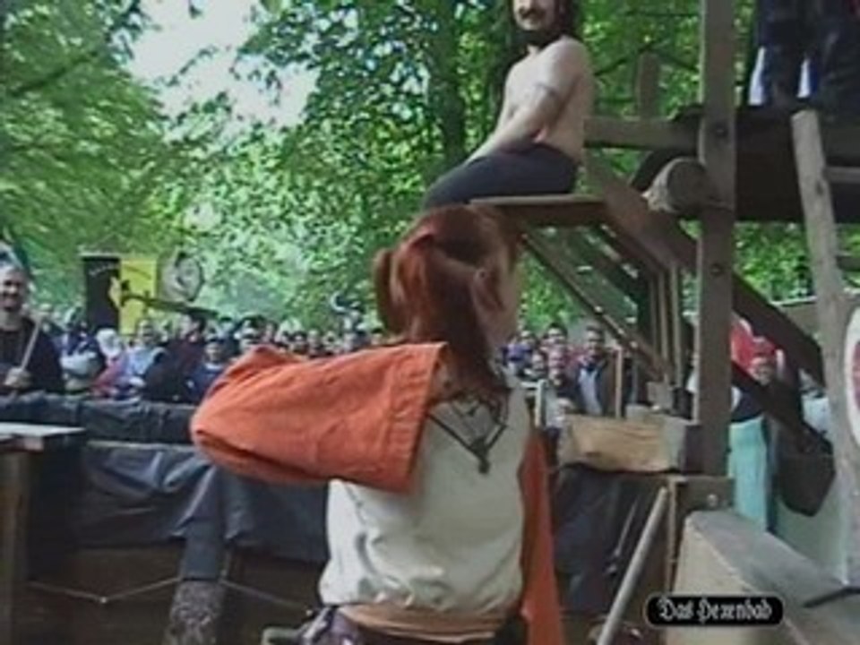 Denunziant beim hexenbad