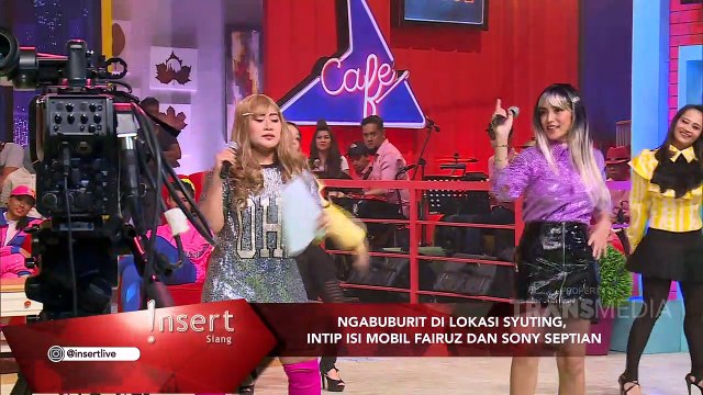 INSERT - Bongkar Isi Barang Di Mobil Pasangan Kekasih Fairuz Dan Sony