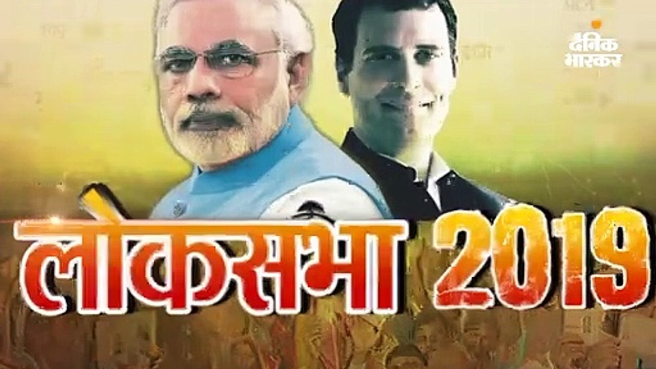 प्रियंका बैरिकेड्स पार कर महिलाओं से मिलीं