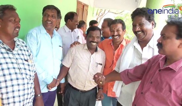 ஆம்பூரில் 33 ஆண்டுகளுக்கு முன்பு படித்த 5 மாவட்டங்களை சேர்ந்த முன்னாள் மாணவர்கள் சந்திப்பு!- வீடியோ