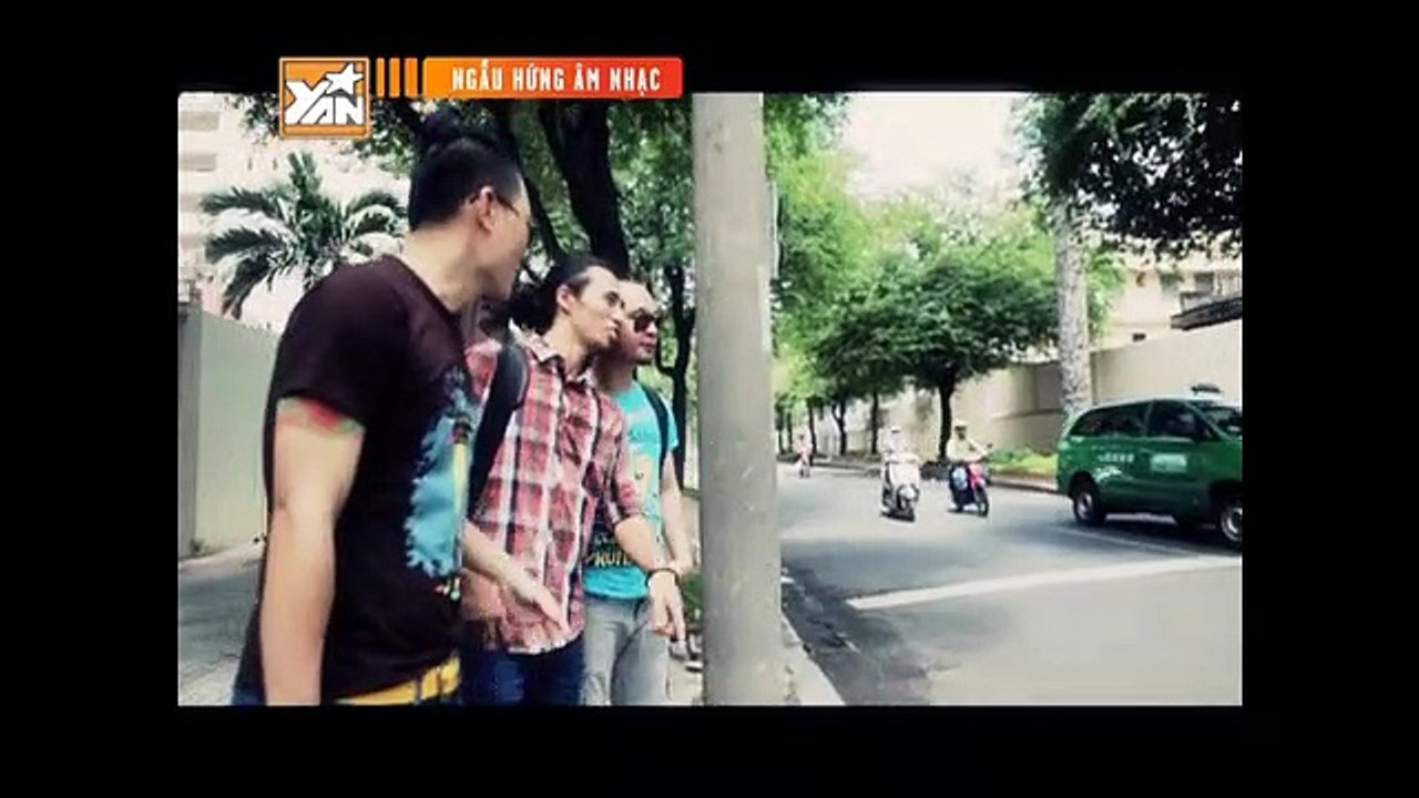 Ngau hung am nhac cung Pham Anh Khoa