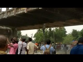 രണ്ടാമത്തെ ശ്രമവും പാളി, ട്രെയിൻ ഗതാഗതം പുനഃസ്ഥാപിക്കുന്നു! Nagambadom Old Bridge Demolition Fails