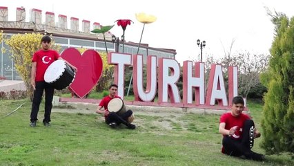 Toplum İçinde Var Olduklarını Müzik Sayesinde Gösteriyorlar