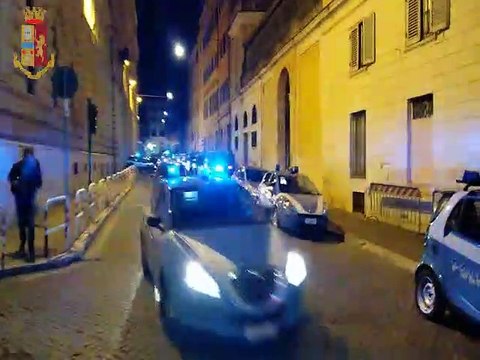 Operazione “Via del Mare”, sgominati due clan rivali. Controllavano lo spaccio tra Acilia, Ostia, Dragona e Dragoncello