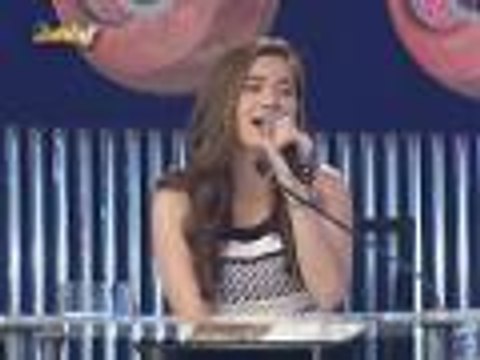 Hot momma Sunshine Cruz, nagsample ng pagbirit at paggiling sa It's Showtime