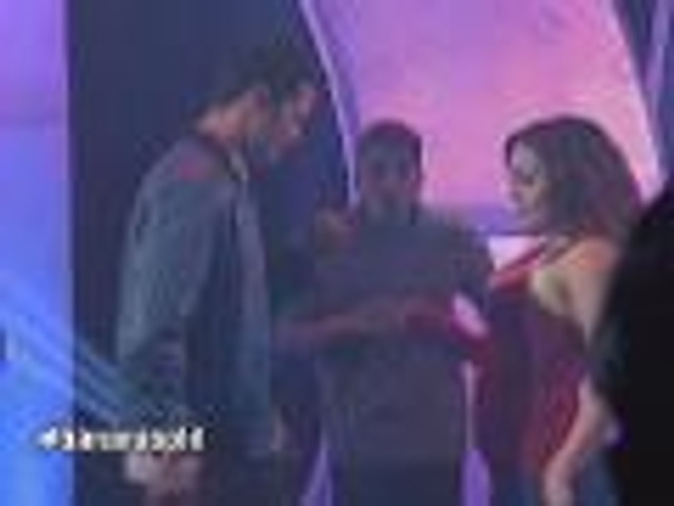 Vhong's suaveng suaveng dance moves with Zanjoe & Ryan