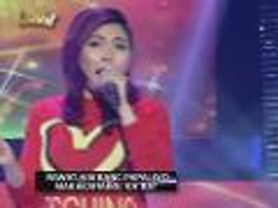 Yeng Constantino sings 'Seen Zoned' on It's Showtime