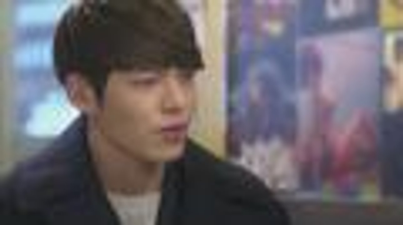 Dino, binasted si Julia