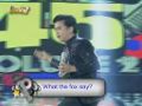 Stars On 45 contestant sings What Does The Fox Say