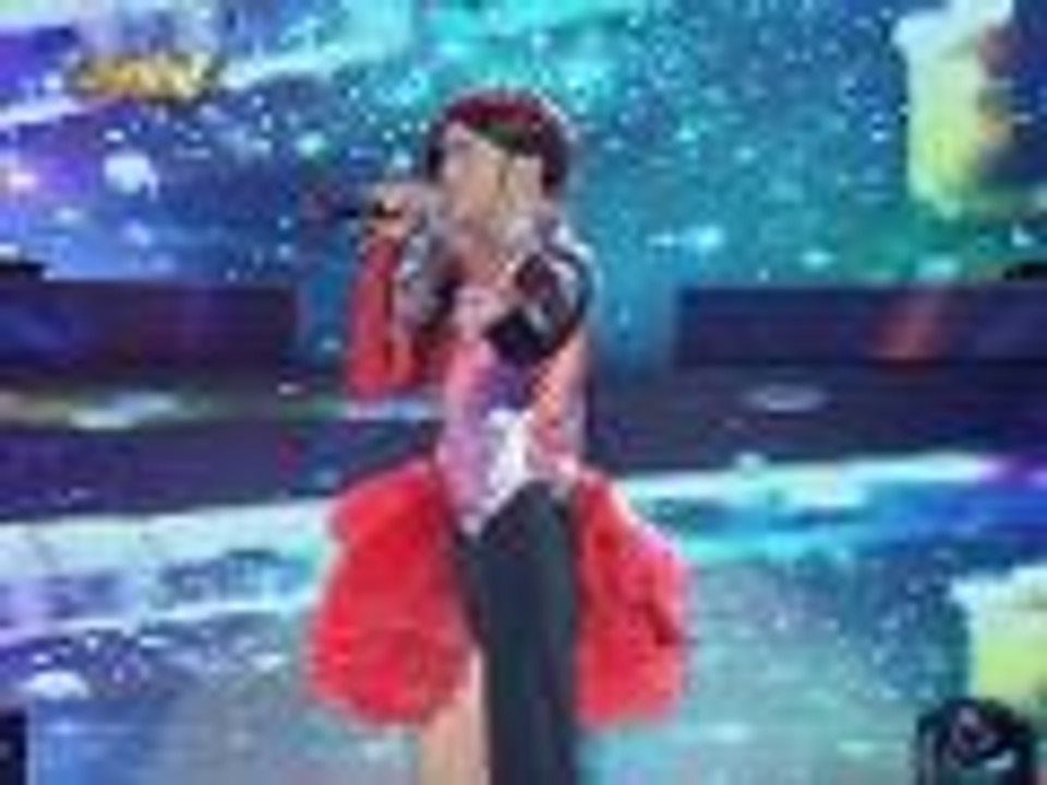 Ang nakakabilib na performance ni Reggie K sa PINASikat