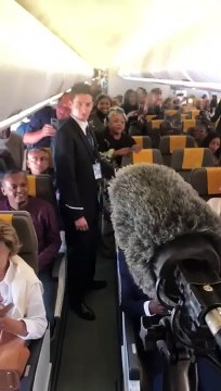 A bord de Air Sénégal, cette passagère se déchaîne en voyant Macky Sall (vidéo)