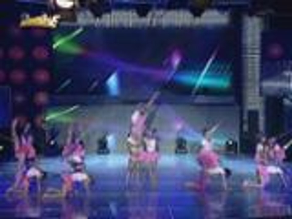 Napa-wow ang madlang people sa performance ng Ares Squad sa weekly finals ng PINASikat