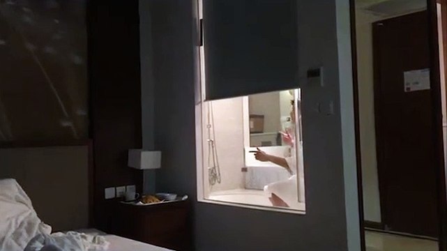 Quốc Trường cho biết trong cuộc sống thì phải biết trải nghiệm, nhưng không nên lạm dụng bất cứ điều gì.