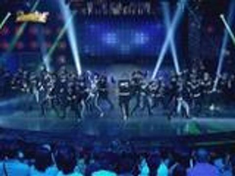 Ang makapigil hiningang performance ng Histacity Fam sa Pinasikat