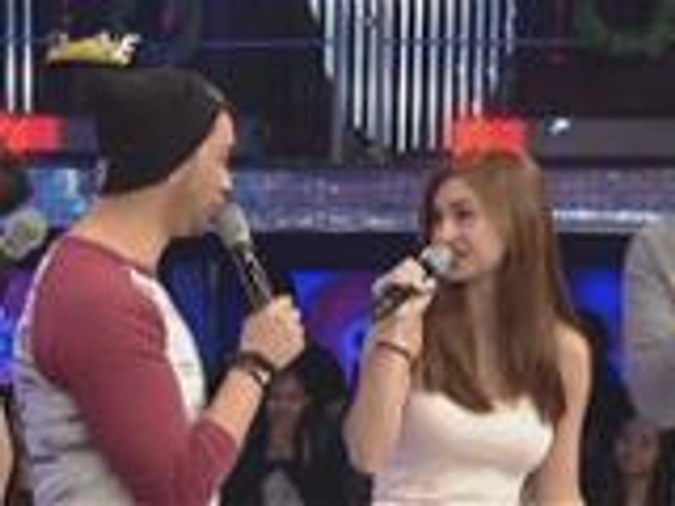 Billy ipinamigay ang sumbrero ni Vice sa madlang people