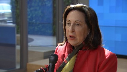 Robles justifica la retirada de la fragata 'Méndez de Núñez'