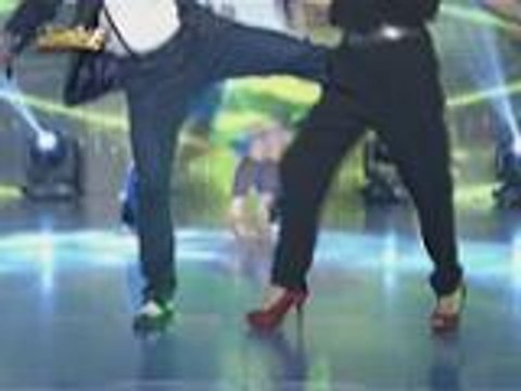 Mag-asawang Isay Alvarez at Robert Seña bumirit ng Hahabul-Habol